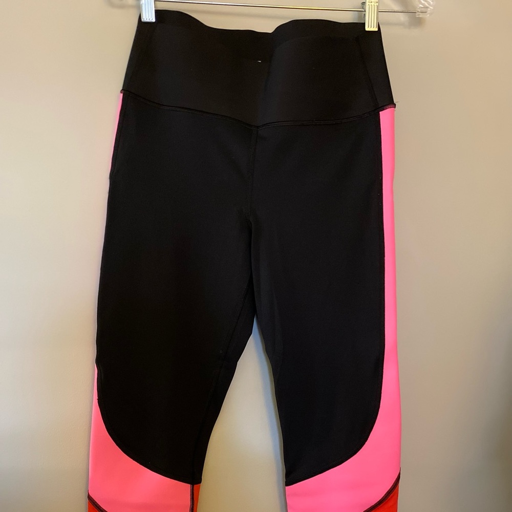 Gap fit workout leggings. Like new